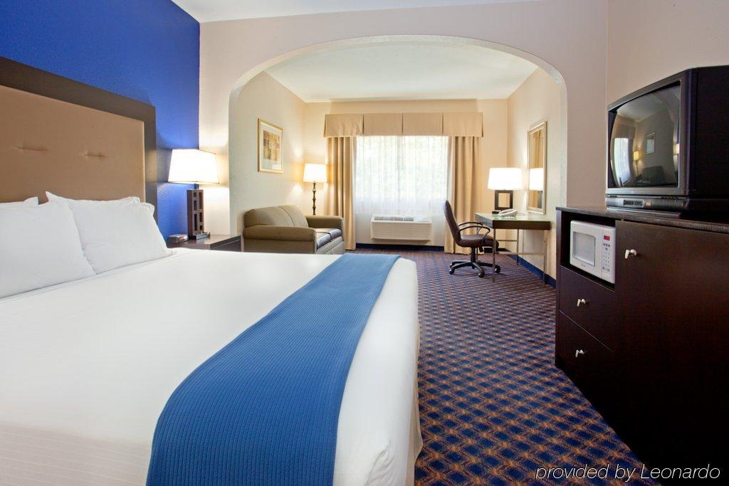 Holiday Inn Express Houston North-1960 Champions Area Louetta Εξωτερικό φωτογραφία