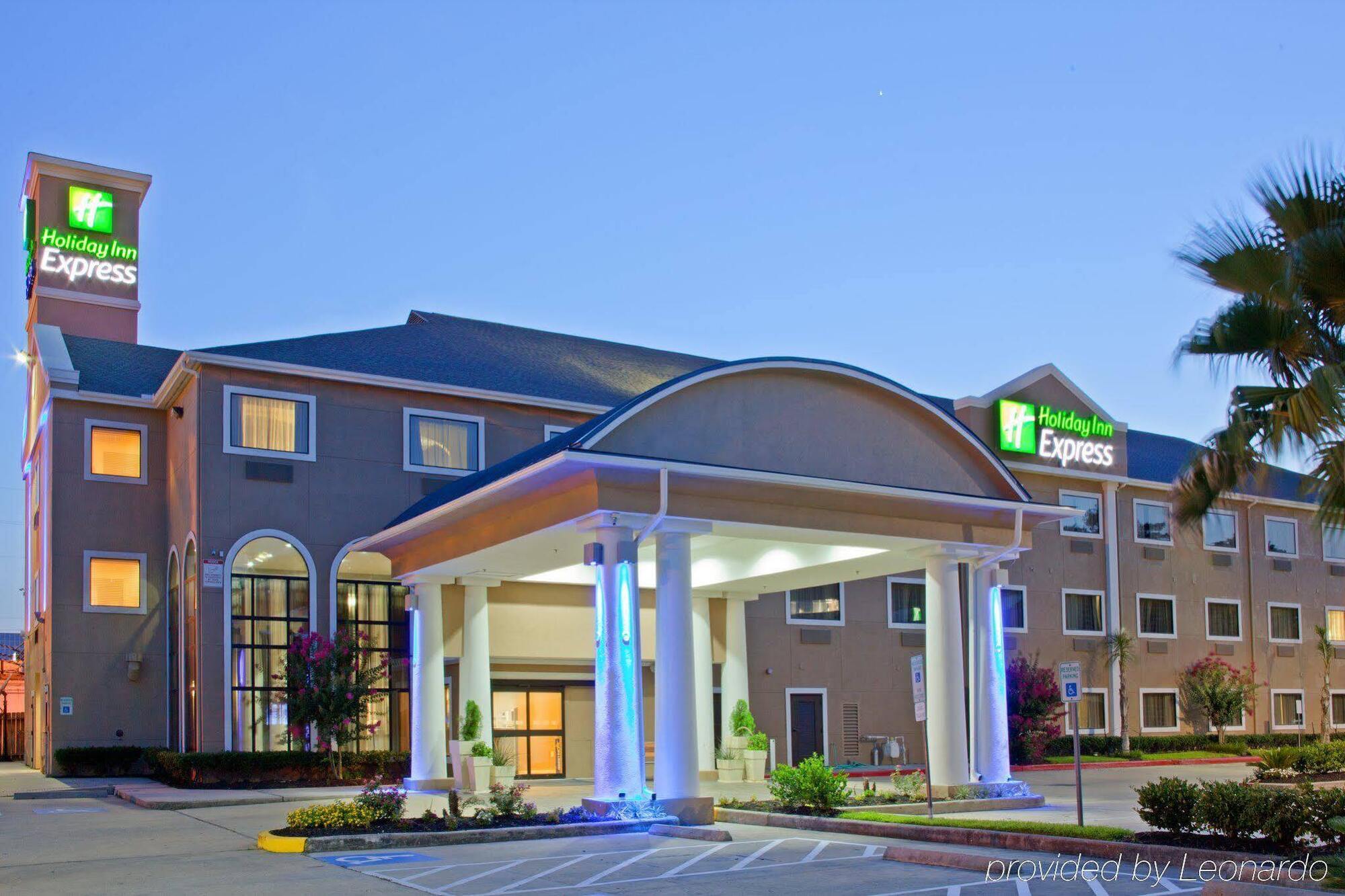 Holiday Inn Express Houston North-1960 Champions Area Louetta Εξωτερικό φωτογραφία