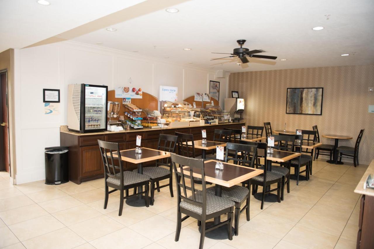 Holiday Inn Express Houston North-1960 Champions Area Louetta Εξωτερικό φωτογραφία